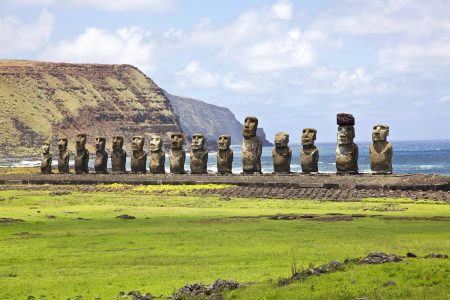 Easter Island, Mysterious in the Middle of the Ocean 24 Easter Island Mysterious in the Middle of the Ocean