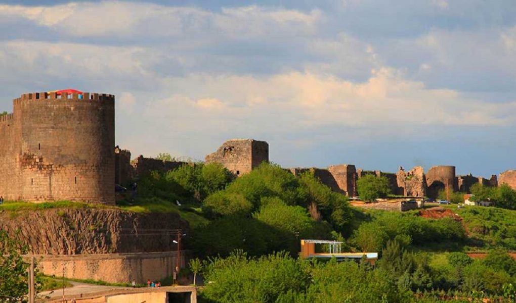 Legends of Hevsel Gardens and Diyarbakır Walls 1 Legends of Hevsel Gardens and Diyarbakir Walls