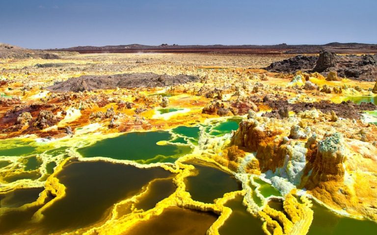 The Deadly Geography of the World Danakil Desert 237 The Deadly Geography of the World Danakil Desert