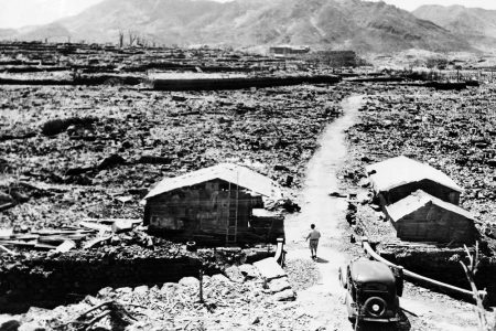 The Terrible Atomic Bomb Dropped on Hiroshima and Nagasaki 186 The Terrible Atomic Bomb Dropped on Hiroshima and Nagasaki
