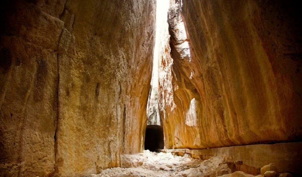 The World's Longest Tunnel Titus; Why Was It Made? 1 The Worlds Longest Tunnel Titus Why Was It Made