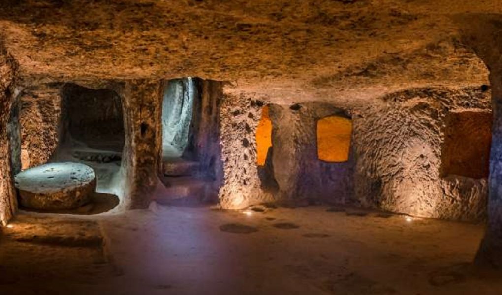 Underground Tunnels and Cities Surrounding Turkey 1 Underground Tunnels and Cities Surrounding Turkey