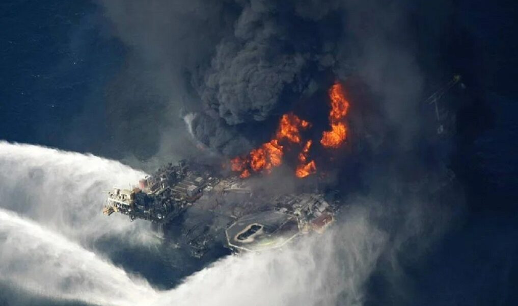 The Biggest Disastrous Mistakes in History 1 The Biggest Disastrous Mistakes in History