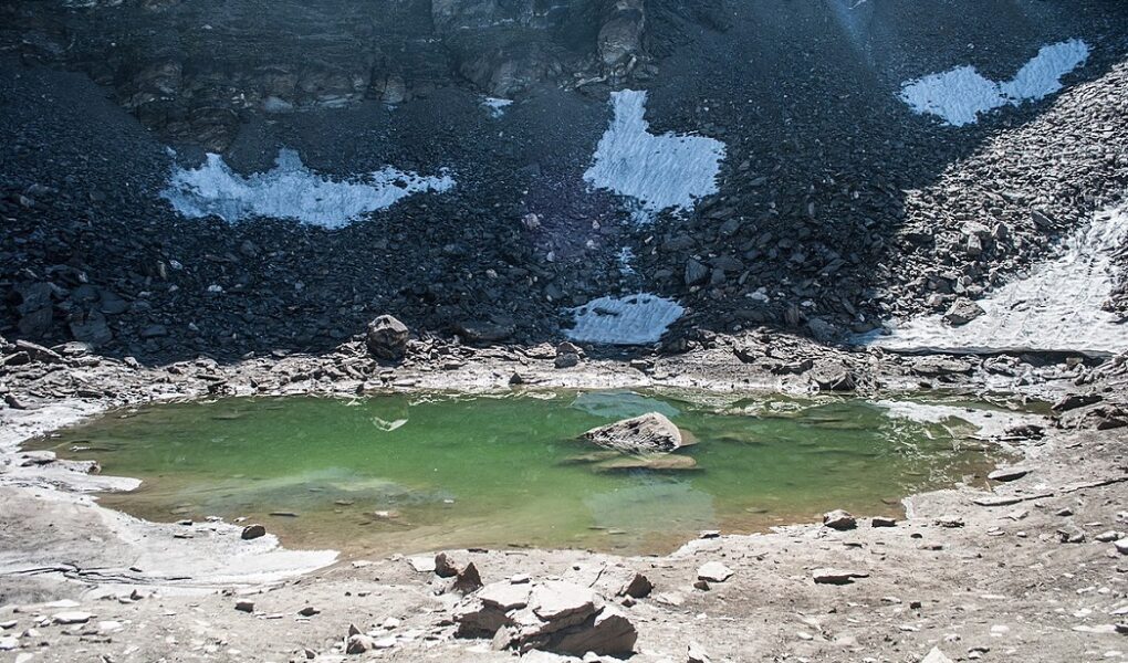 The Mystery of the Skeleton Lake Found in the Himalayas 1 The Mystery of the Skeleton Lake Found in the Himalayas