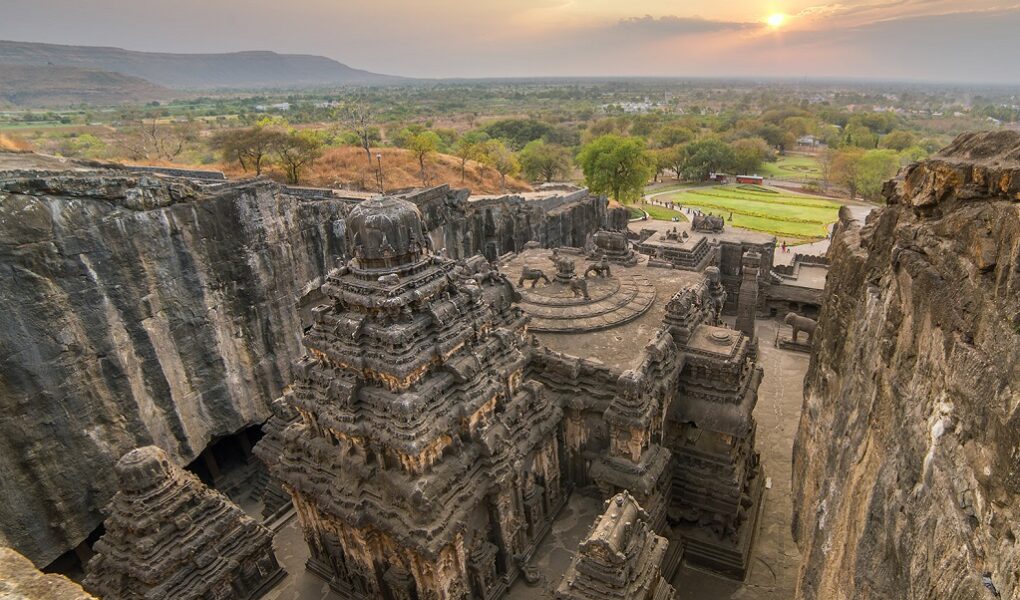 Ellora Caves and Kailasha Temple with its Extraordinary Construction 1 Ellora Caves and Kailasha Temple with its Extraordinary Construction