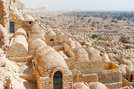 Egypt's City of the Dead Zawiyyet Al Mayyiteen 217 Egypts City of the Dead Zawiyyet Al Mayyiteen