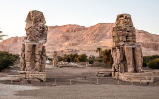 Giant Singing Statues of Memnon 10 Giant Singing Statues of Memnon