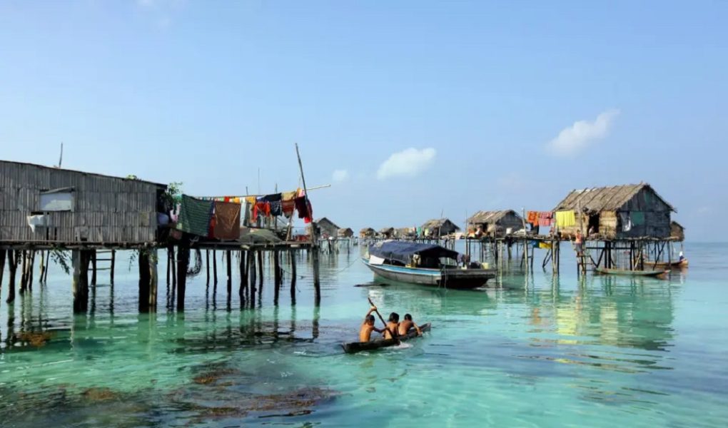 Bajau Tribe Evolved to Live in Water 1 Bajau Tribe Evolved to Live in Water