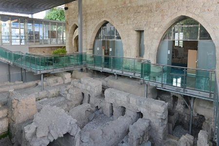 Hz. Prophet Daniel and His Position in Tarsus 143 Hz Prophet Daniel and His Position in Tarsus