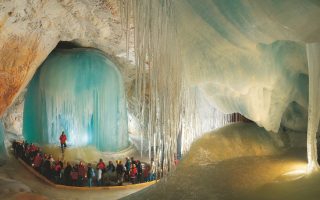 World of Ice Giants, Eisriesenwelt Cave 6 Eisriesenwelt3