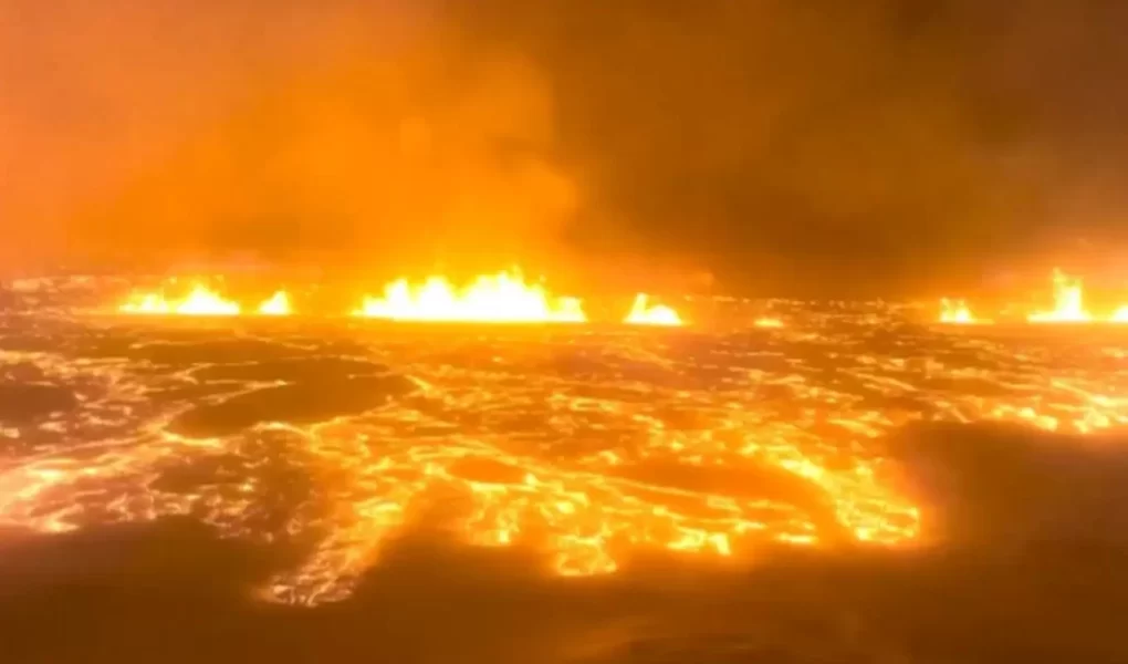 A volcano erupted in Iceland, where 1000 earthquakes occurred in 24 hours! Incredible Images! 1 izlanda yanardag1 1024x682.webp