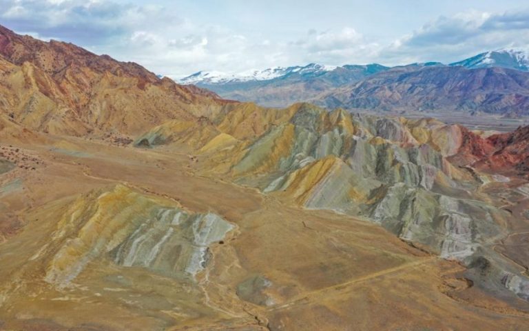 Rainbow Hills: Turkey's Natural Wonder Waiting to be Discovered 23 Gokkusagi Tepeleri5 1024x576