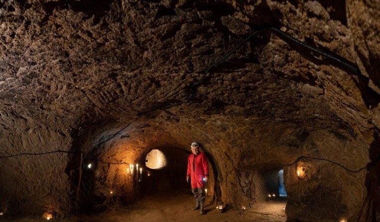 Erdstall Tunnels: Mysterious Underground Passages from Scotland to Turkey 271 Erdstall Tunelleri4