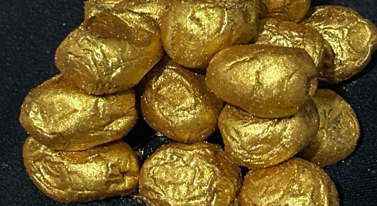 Gold-Plated Olives: A New Luxury Trend in the Middle Eastern Market! 109 Altin Kaplamali Zeytinler