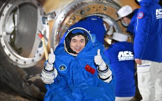 Chinese Astronauts Returned to Earth: 24 Types of Life Detected! 11 Cinin Shenzhou 18 Uzay Araci