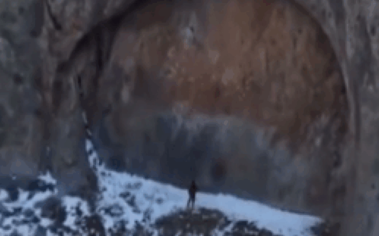 The world talks about the mysterious door in Kazakhstan: Could it be here? 151 Dzungarian Alatau kapi3 1024x576