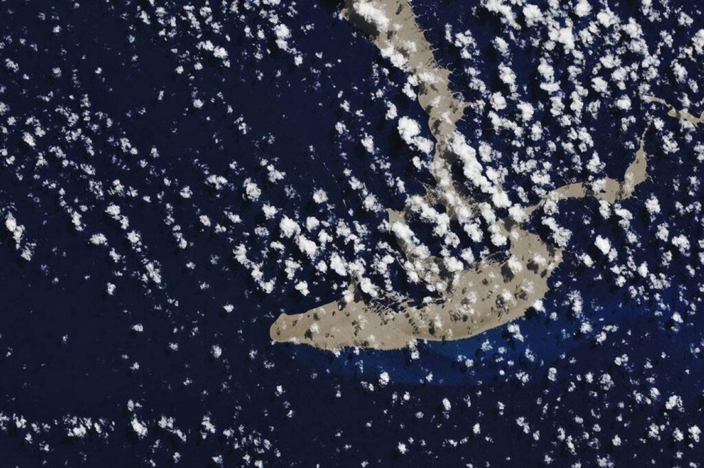 The Mystery of Sandy Island That Didn't Exist 6 ponza1