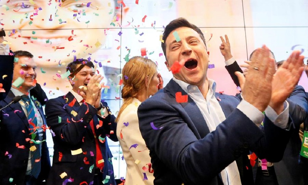 Who is the President of Ukraine Volodymyr Zelensky? 4 Zelenski