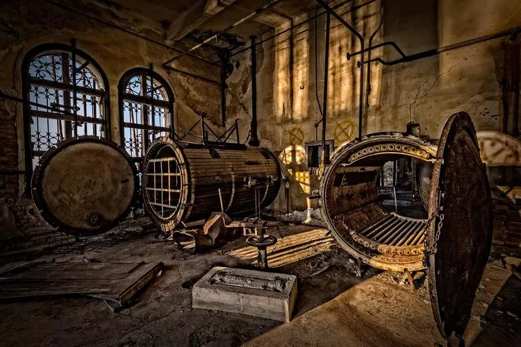 Poveglia, the island of death where thousands of people were burned 18 poveglia8