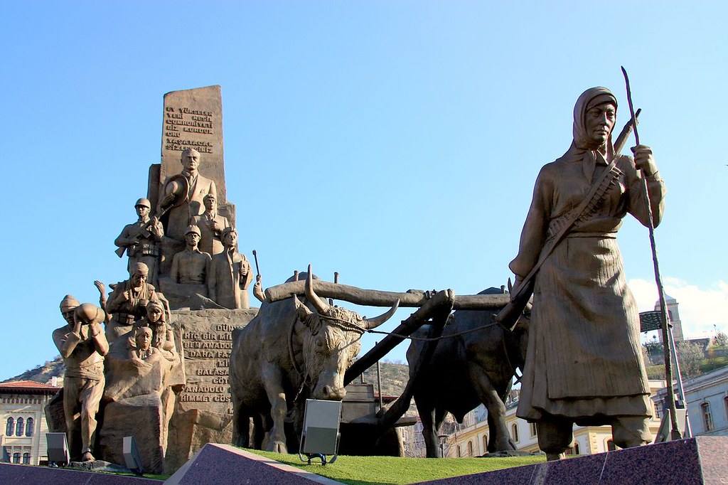 Hidden Heroes of the War of Independence - Kasifiz 4 serife baci