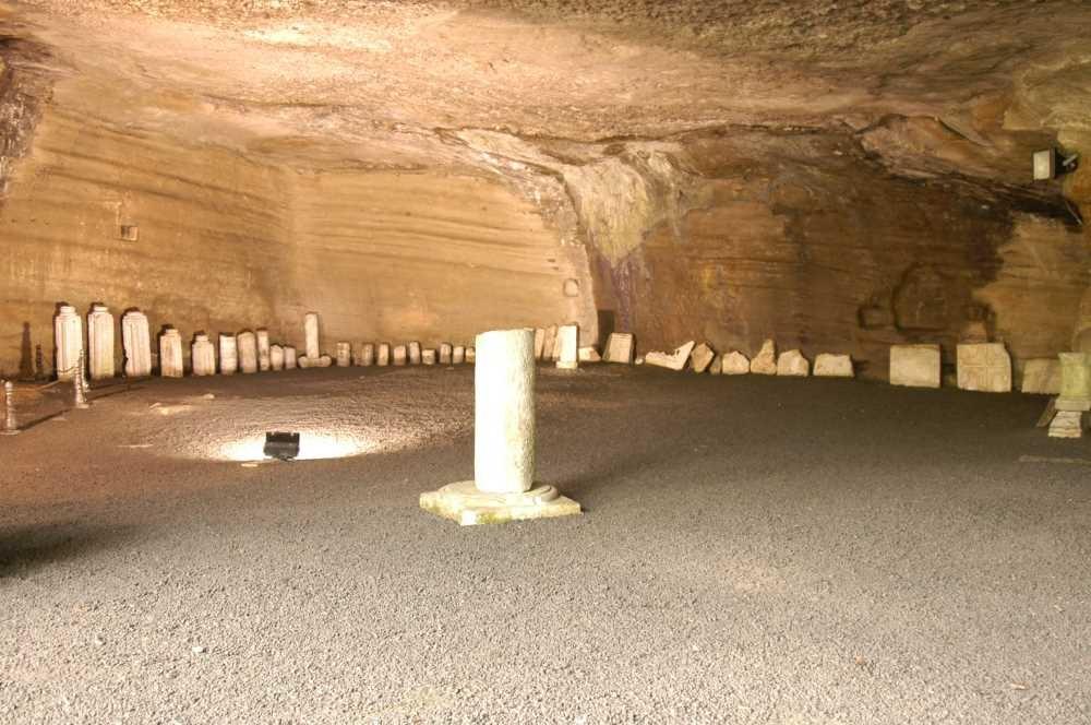 Hellmouth Caves Inhabited by the Three-Headed Dog Kerberos 4 Cehennemagzi4