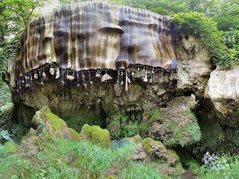 The Cursed Well That Turns All To Stone Petrifying Well 2 taslasan kuyu