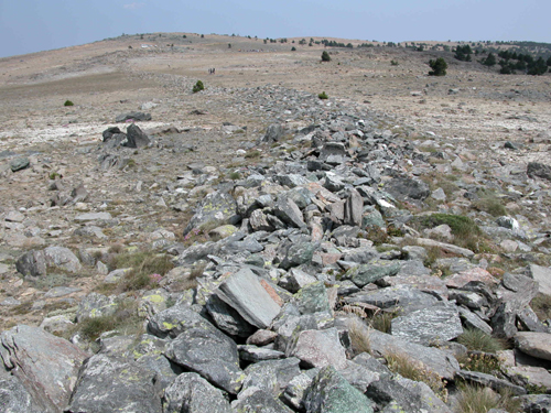 Symbol of Kaz Mountains Legend of Sarıkız 6 kaz avlusu