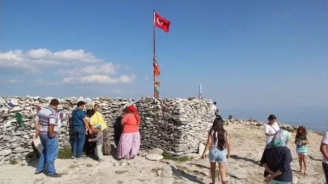 Symbol of Kaz Mountains Legend of Sarıkız 12 sarikiz4