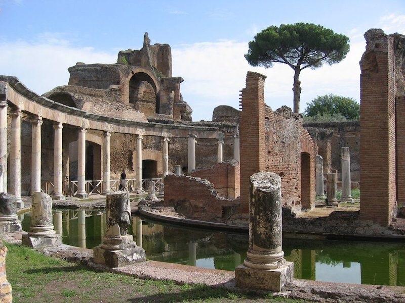 Wonderful Beauties of the World and Interesting Facts 36 Hadrianusun Villasi1