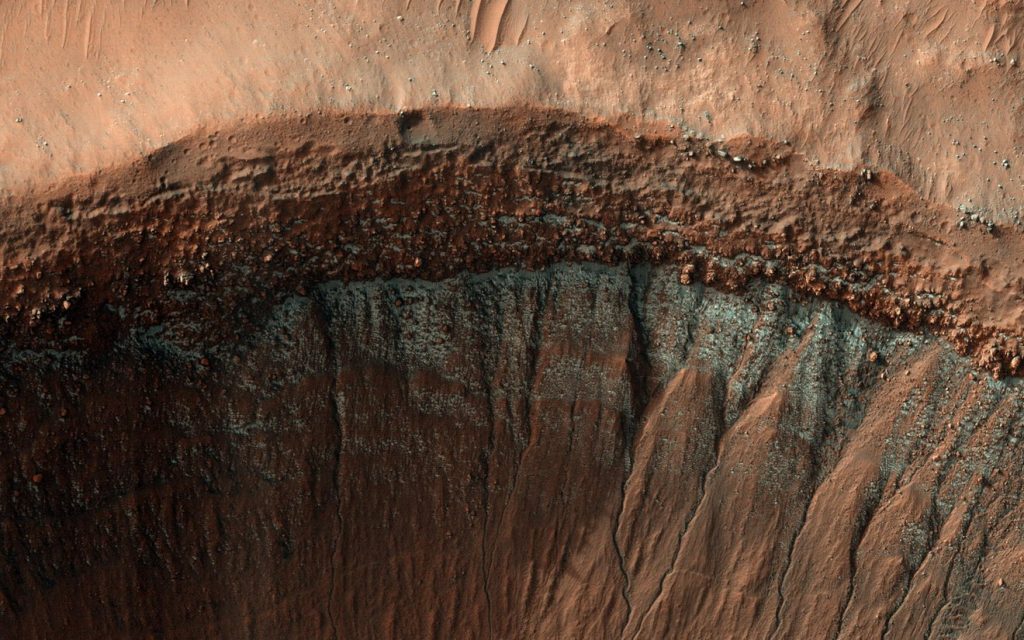 Two Kinds of Snow Has Falled on Mars 6 mars2
