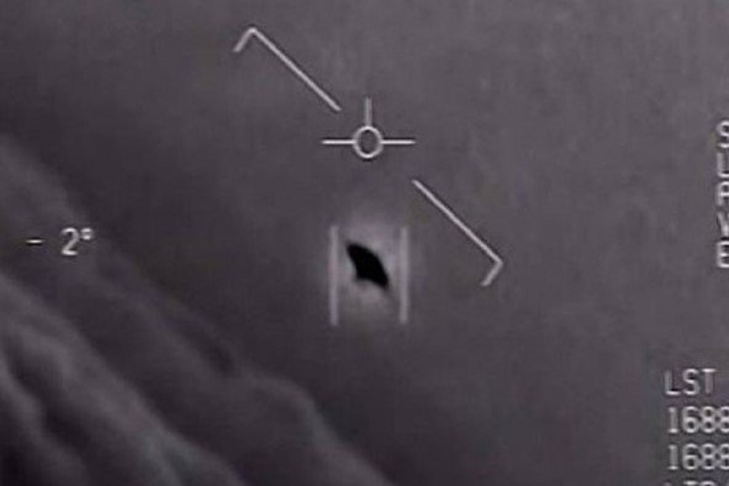 UFO Alert in the USA! Unidentified Object Dropped 2 ufo3