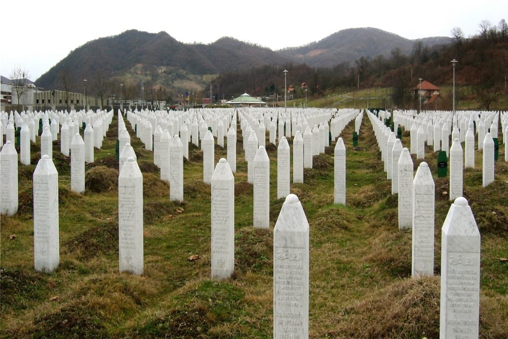 Srebrenitsa katliamı