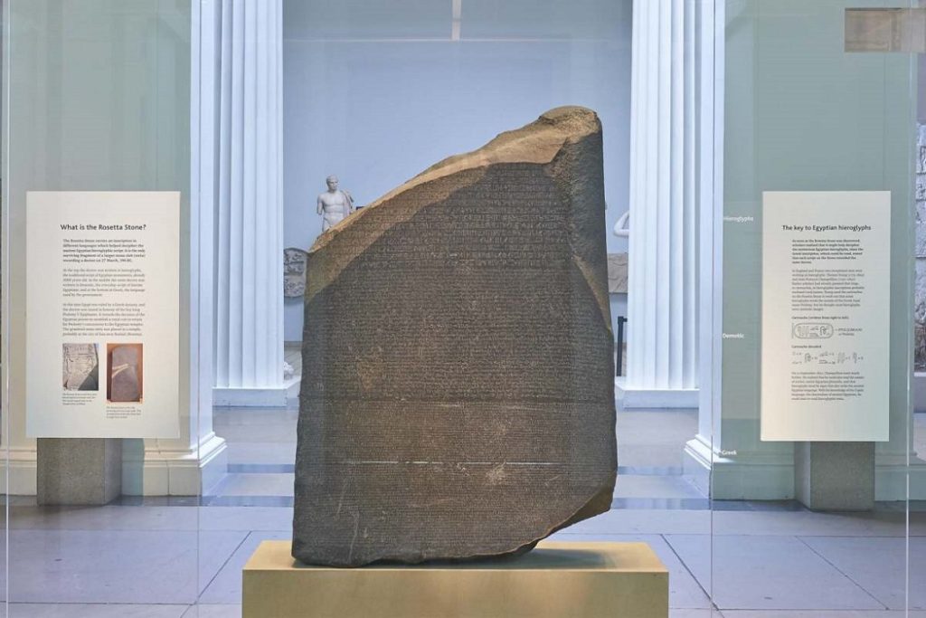 rosetta taşı