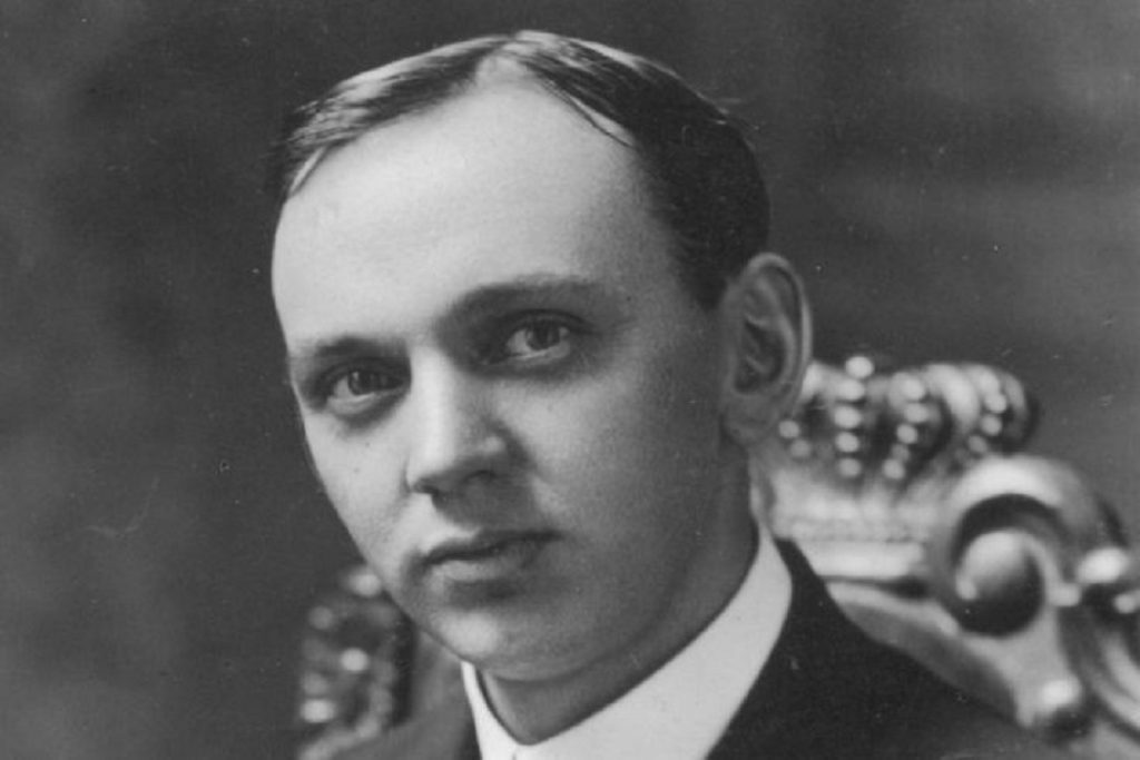 Edgar Cayce