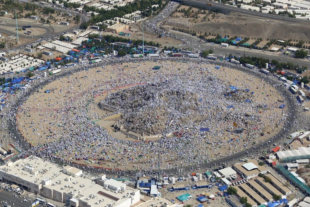 arafat ve cebeli rahme tepesi
