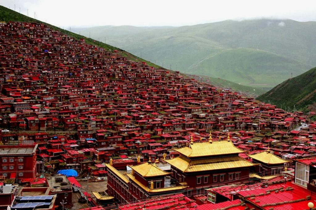 Larung Gar