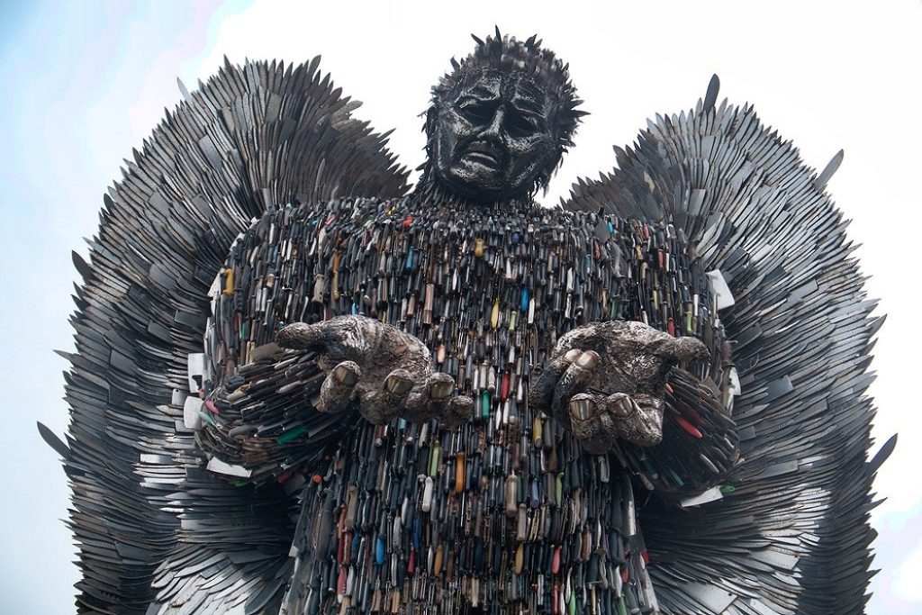 Bıçak Meleği Knife Angel
