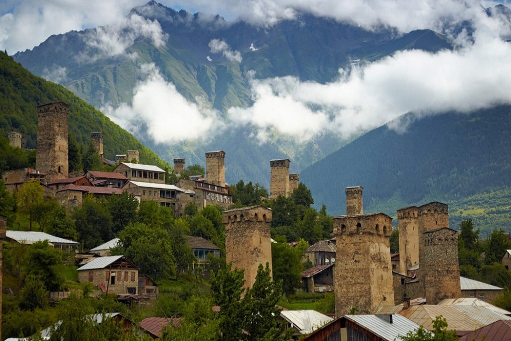 Kaf Dağları’nın Gizli Cenneti Svaneti: Svan Halkı ve Svan Kulelerinin Hikâyesi