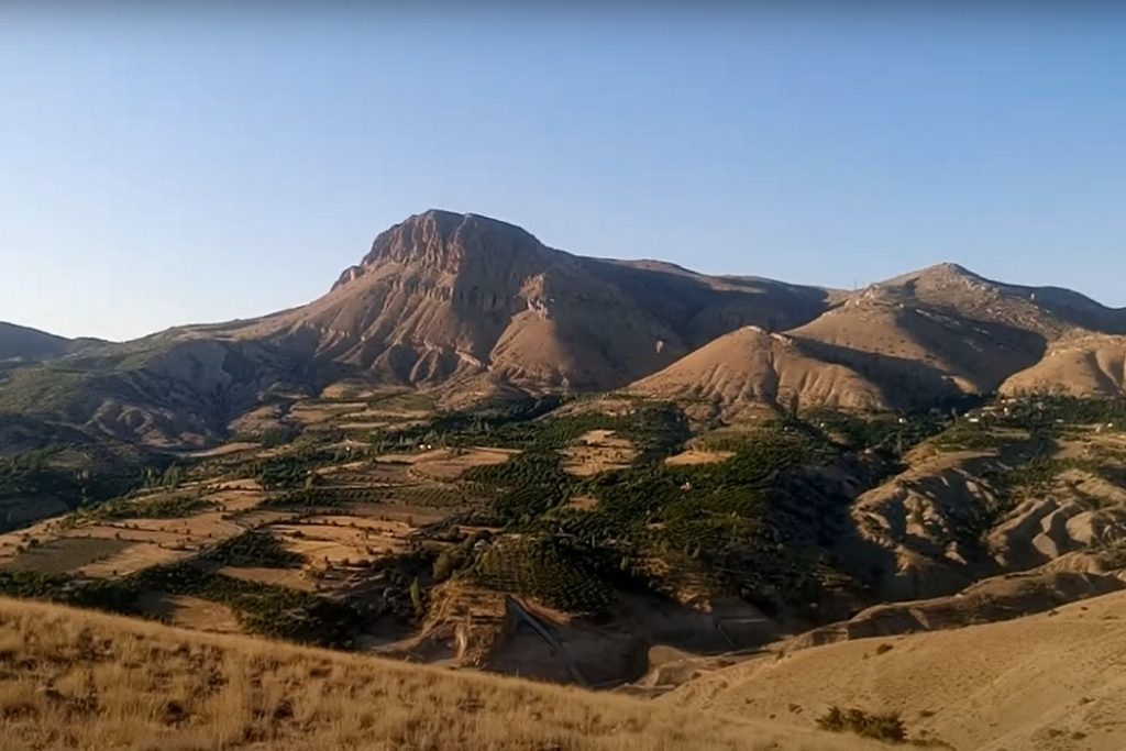 Zurbahan Dağı
