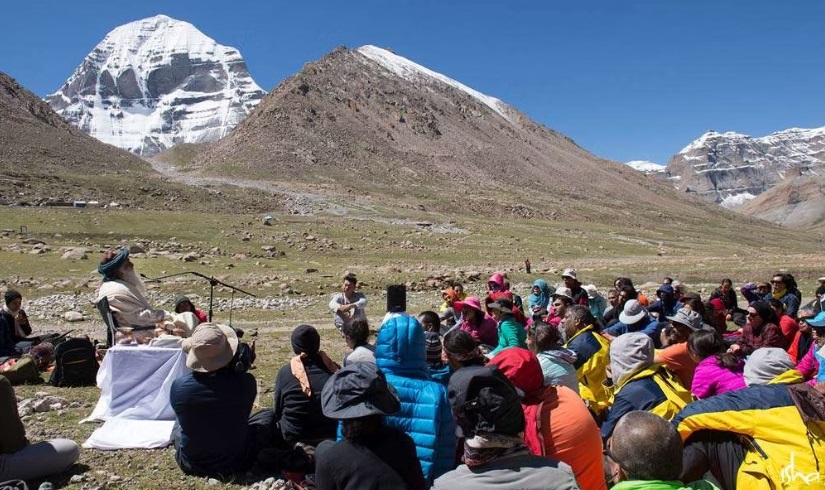 Incredible Facts About Mount Kailash! Why Was Hitler Hunting It? Are There Traces of Gog and Magog Here? 3 Kailash