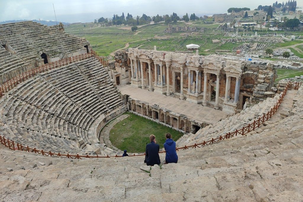 Hierapolis: Antik Dönemin Kutsal Şehri ve Görülmesi Gereken Yapıları