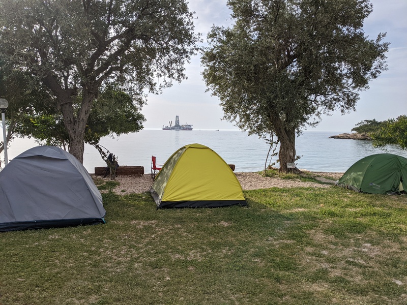 Mersin’de Kamp Alanları – Ücretsiz ve Ücretli En İyi 20 Kamp Yeri (2026 Güncel Rehber) 39 Akcakil Camping Bungalow