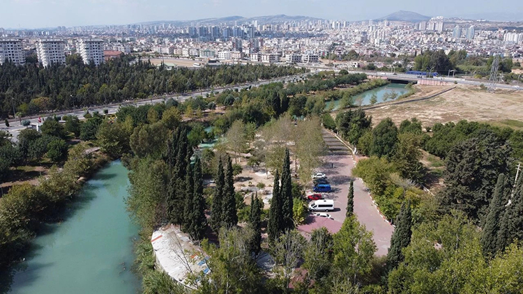 Mersin’de Kamp Alanları – Ücretsiz ve Ücretli En İyi 20 Kamp Yeri (2026 Güncel Rehber) 3 Tarsus Belediyesi Karavan Parki